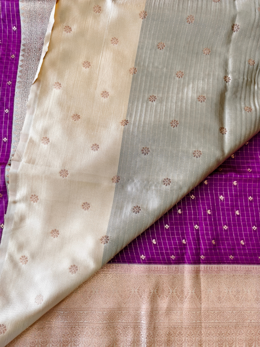 Magenta with Gold- Semi Soft Silk Saree — Magenta with Gold — photo 3