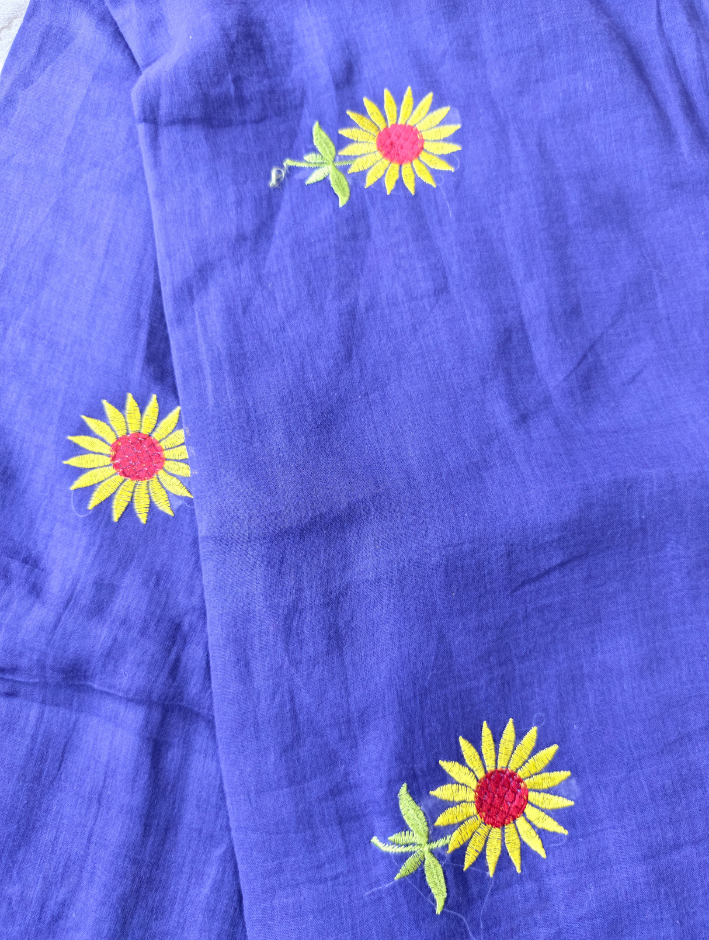 Mul Cotton sunflower Embroidered Purple Saree without blouse — Purple — photo 2