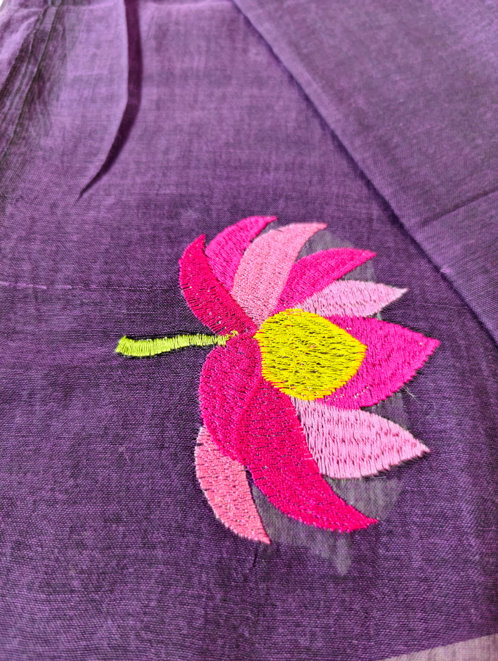 Mul Cotton Lotus Embroidered Purple Saree without blouse — Purple — photo 2